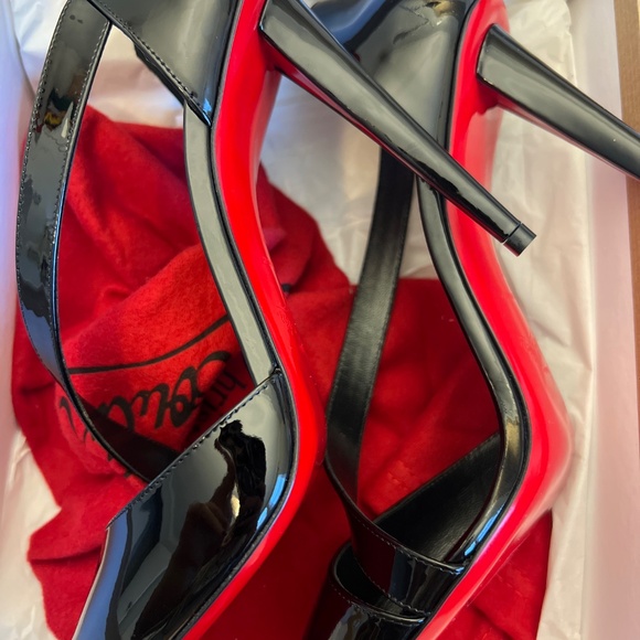 New Louboutin Astrid 100 mm patent pump - Picture 5 of 8